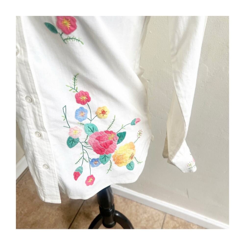 King James Women’s Embroidered Long Sleeve Button Down Shirt Long Sleeve Small - Picture 10 of 12